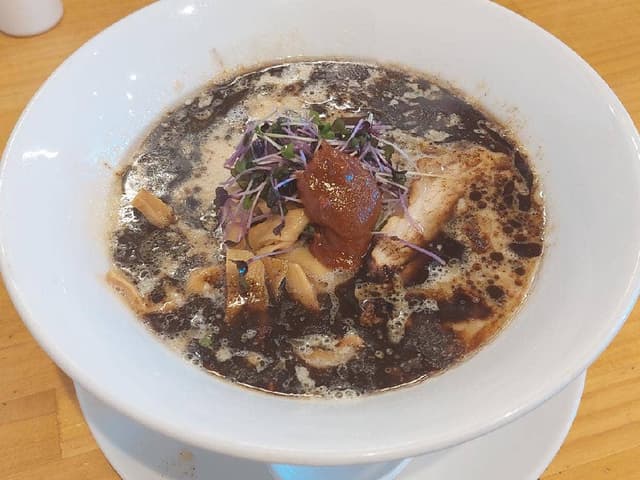 三河ラーメン 日本晴れ 豊橋店 - サブ画像1