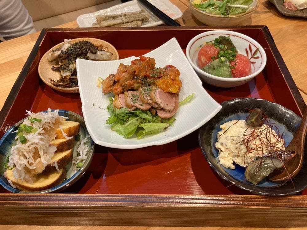 くいものや 美酒処