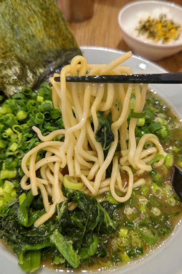 横浜家系ラーメン 銀家 東苗穂店 - サブ画像2