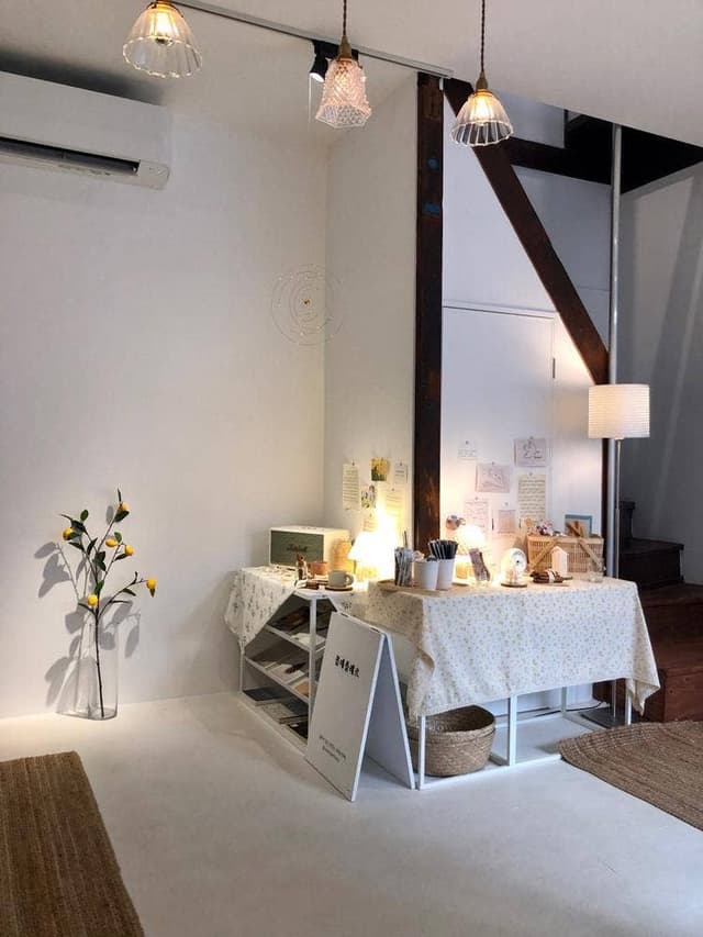 Comme Des Fleurs: Flower Cafe & Bar - サブ画像1