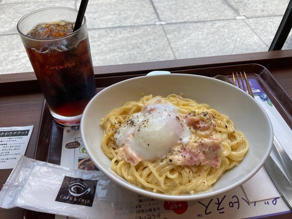 カフェ・ド・クリエ プラス 新宿ガーデンタワー店