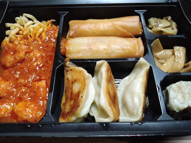 バーミヤン 海老名上河内店 - サブ画像1