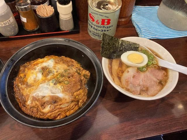 醤油ラーメン かまやつ - サブ画像2