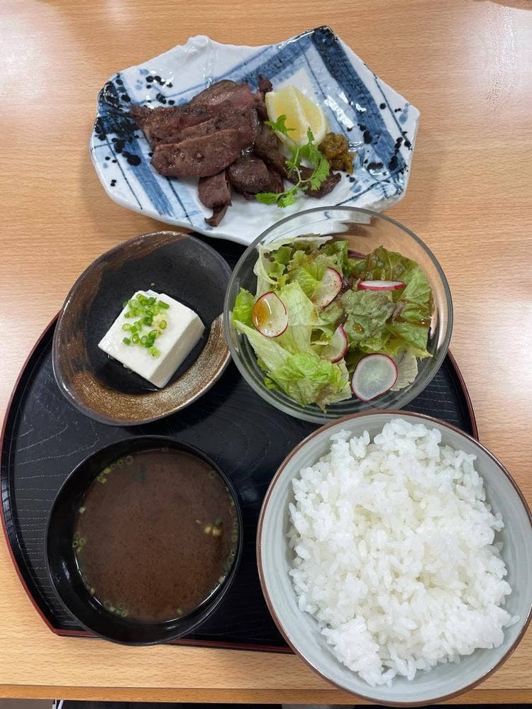 きまぐれ まるこ食堂
