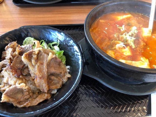 カルビ丼とスン豆腐の専門店 韓丼 美濃加茂店 - サブ画像1