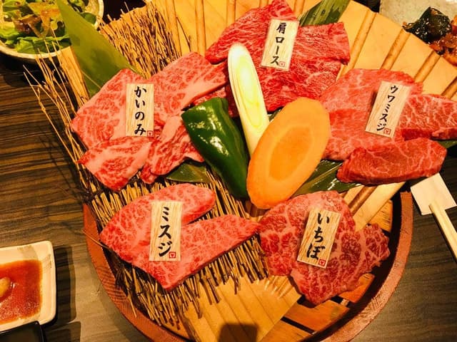 焼肉名匠 山牛 山形店 - サブ画像1