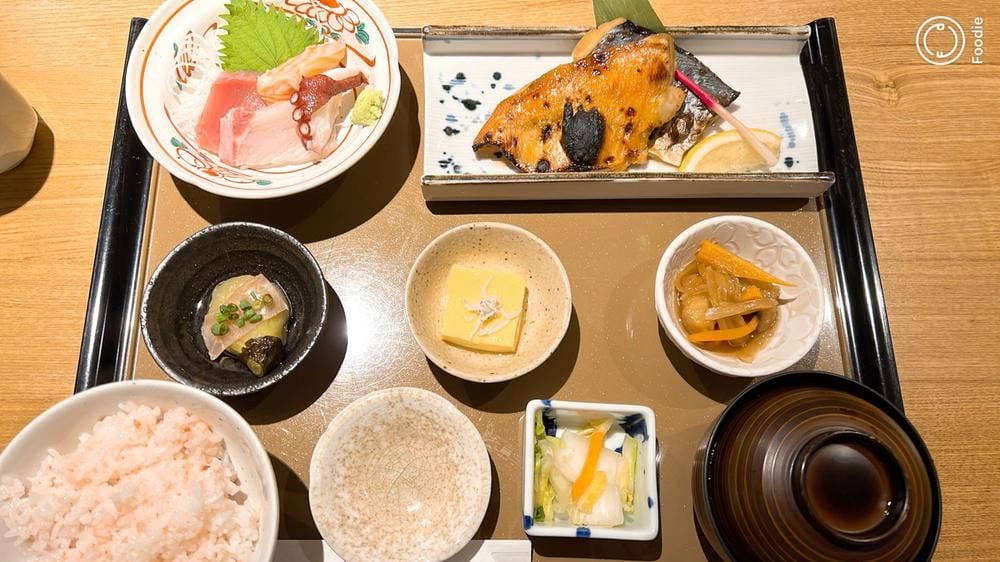 割烹本山サカナ