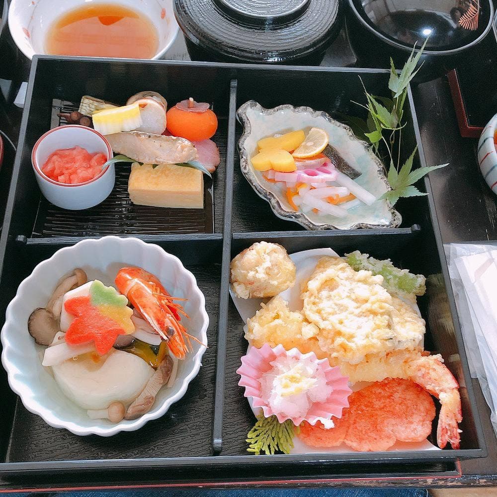 仕出し割烹しげよし 川島本店
