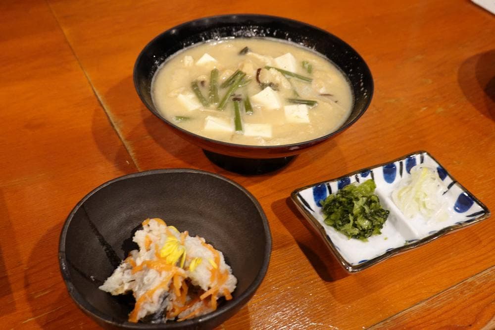 北野水産大曲駅前店