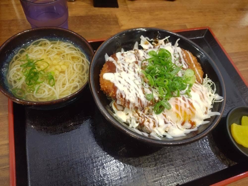 かつ丼 吉兵衛 今津港町店