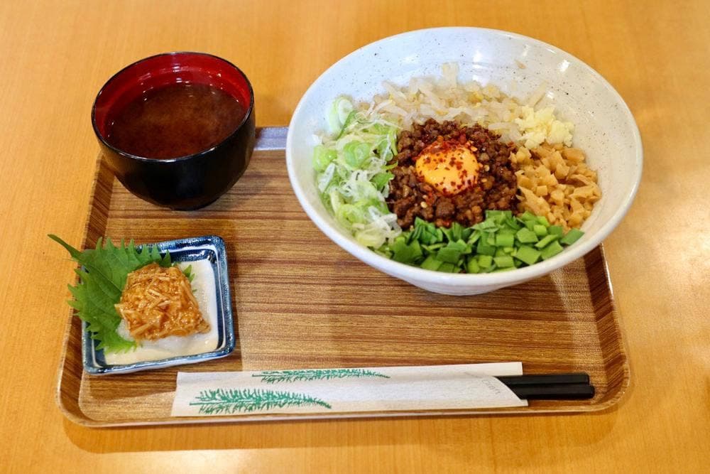 鉄板居酒屋 若丸