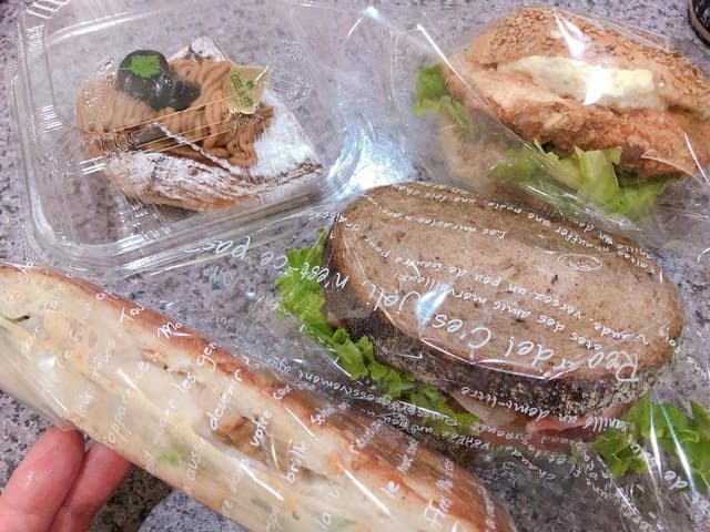 石窯パン工房 クリーブラッツ 若草店 - サブ画像2
