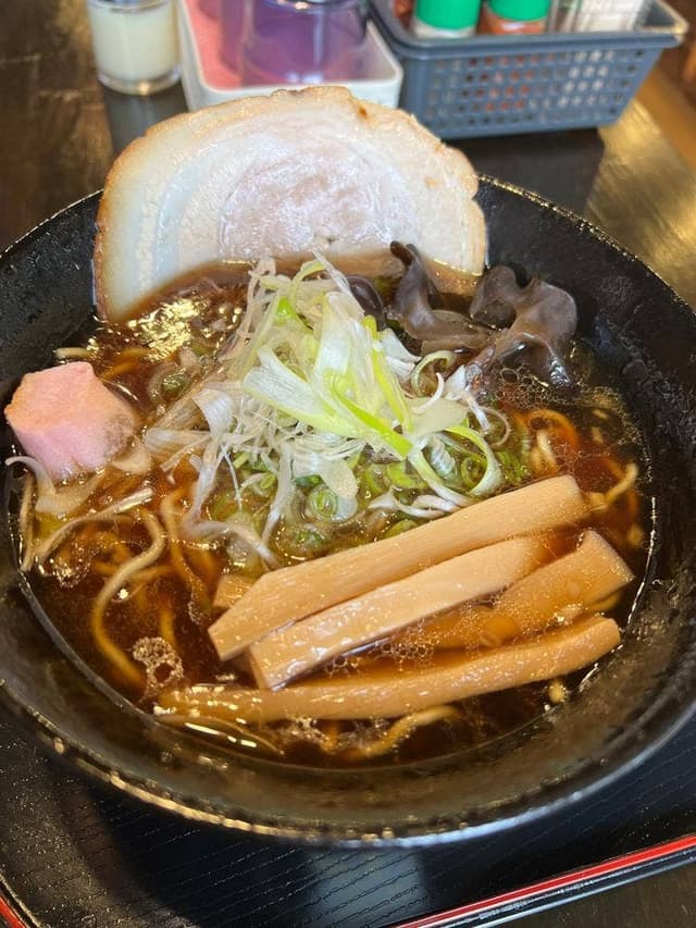 旭川鷹栖ラーメン 鷹の爪 南郷店 - サブ画像1