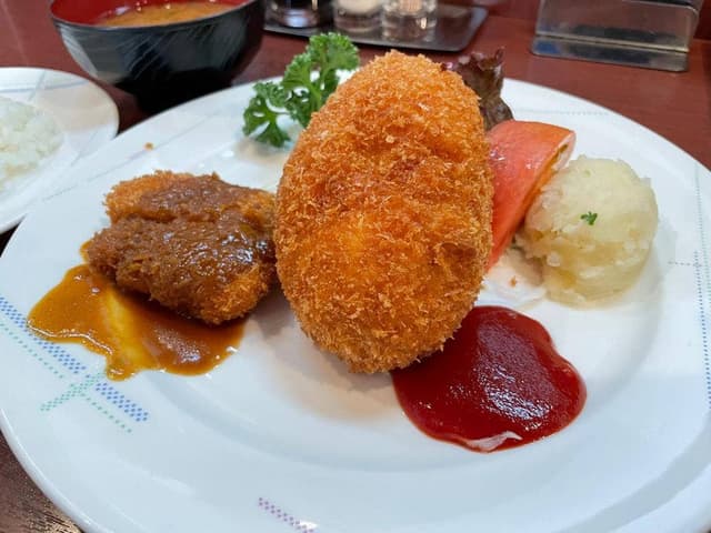 洋食やろく本店 - サブ画像3