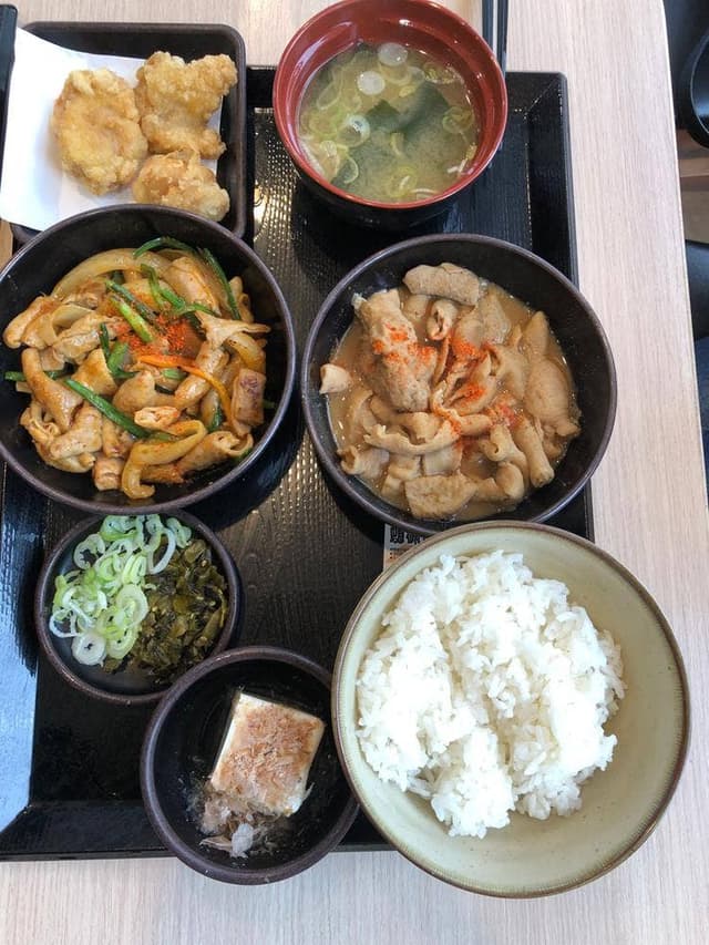 ゆで太郎 もつ次郎 新港店 - サブ画像3