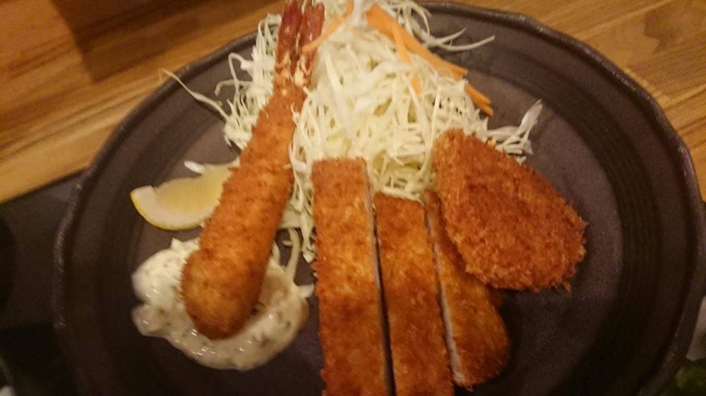 キッチン 居酒屋 どん・どん