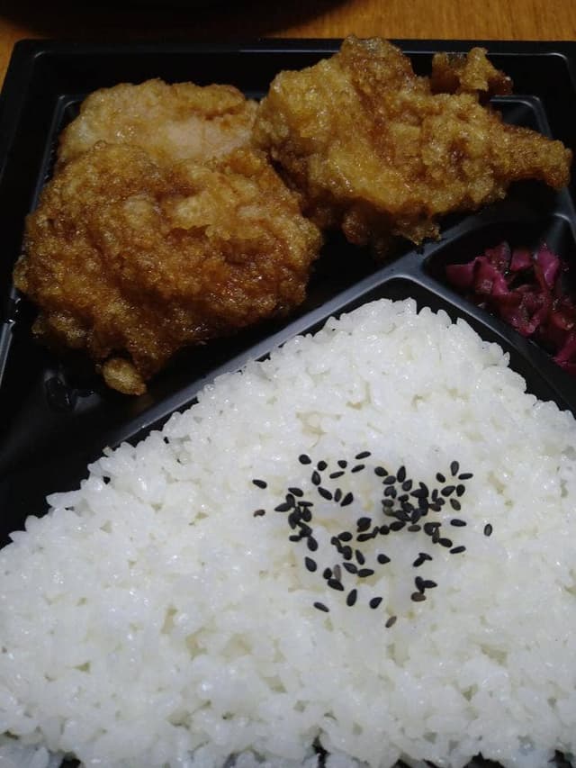 からあげと太陽の卵めし さんさん食堂 - サブ画像3