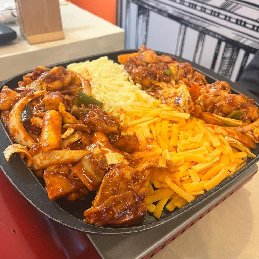 市場タッカルビ