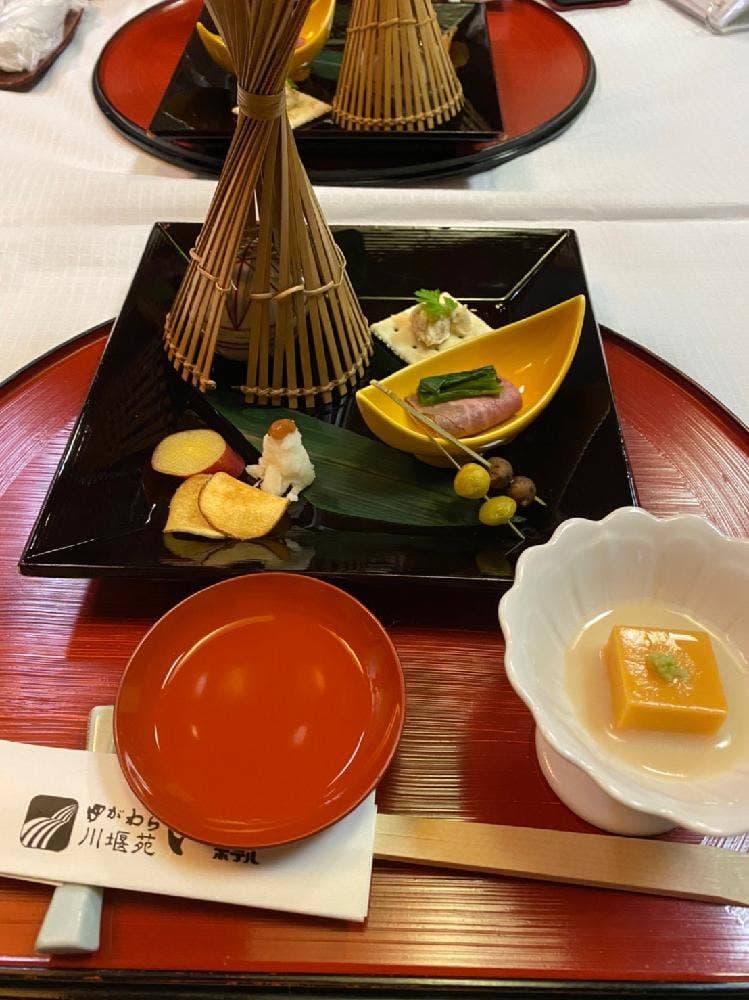 湯河原 川堰苑 いすゞホテル