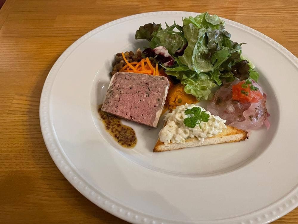 bistro スルス