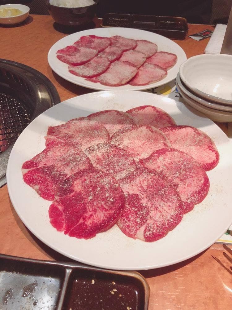 本格炭火焼肉 極味
