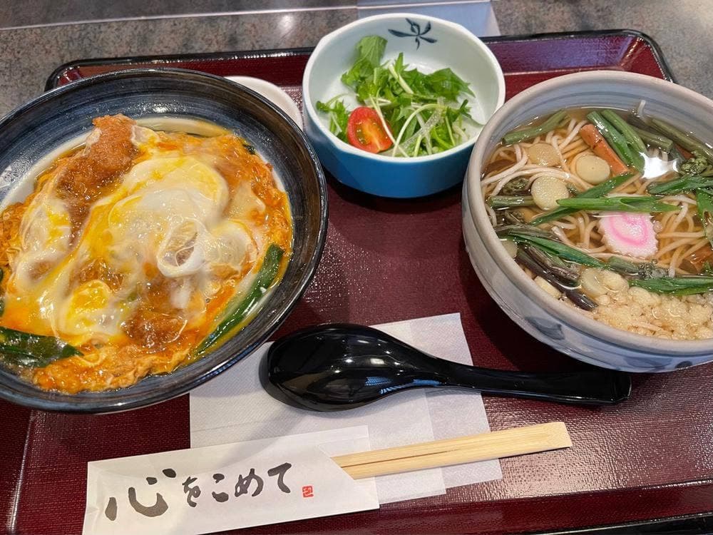 そば茶屋華元 博多大丸店