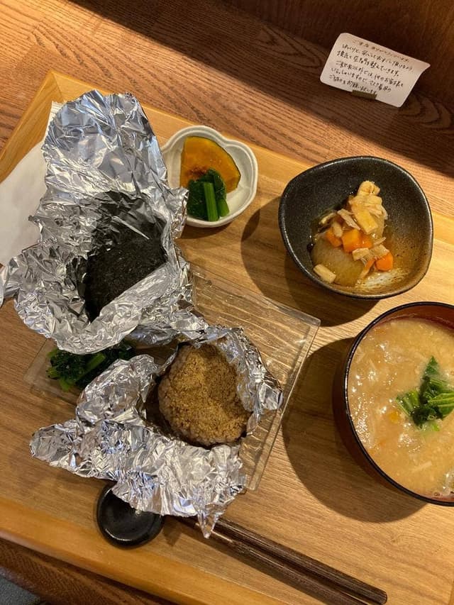 めっちゃん結びとお味噌汁 - サブ画像2