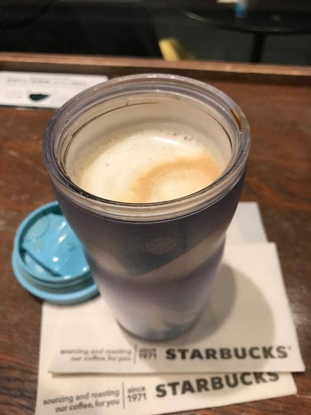 スターバックス コーヒー 日本橋スルガビル店 - サブ画像3