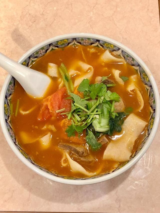 蘭州牛肉拉麺 東珍味小籠包 - サブ画像1