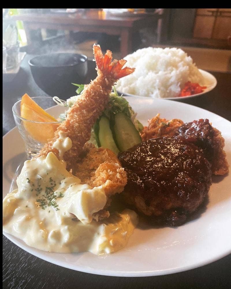 レストラン はっぴぃえんど