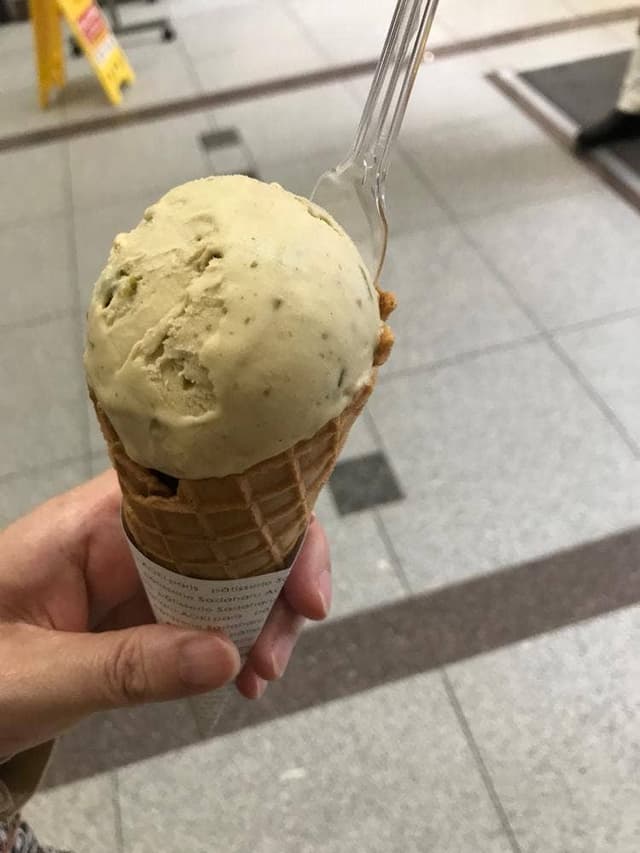 パティスリー・サダハル・アオキ・パリ 丸の内店 - サブ画像2