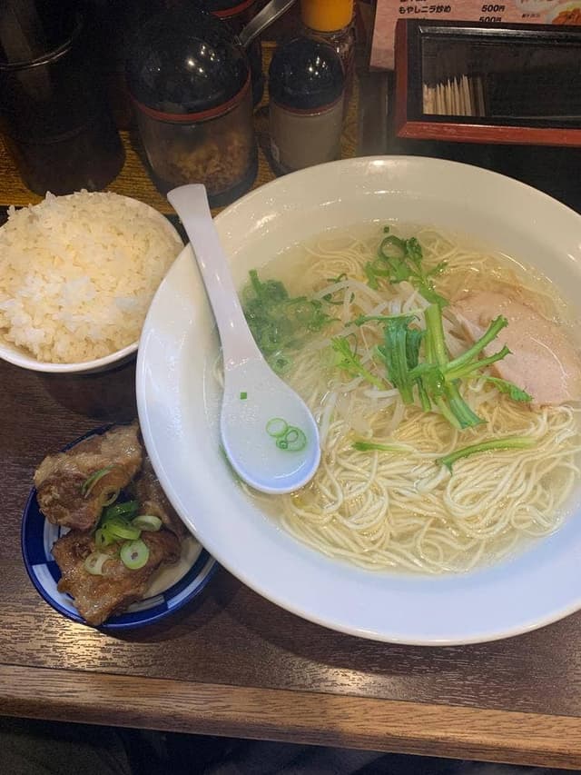揚子江ラーメン 難波店 - サブ画像1