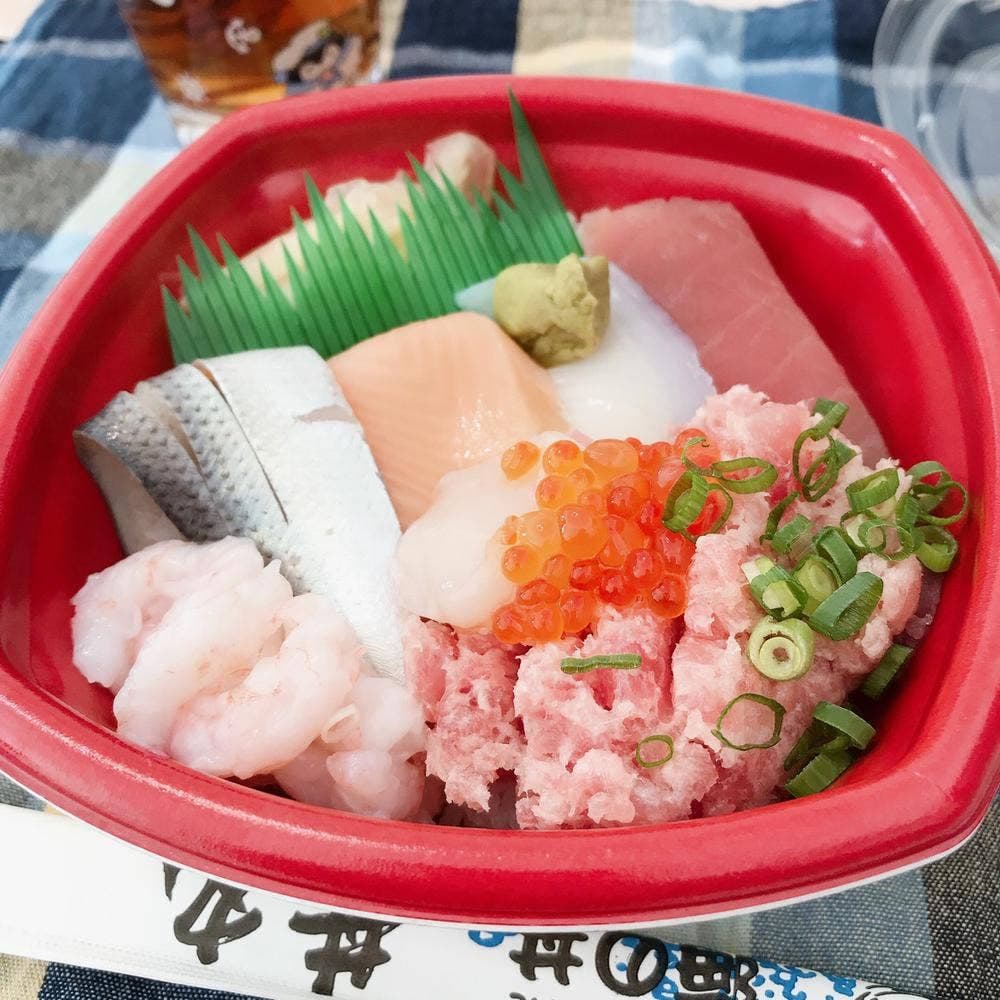 魚吉 丼丸 与野本町店