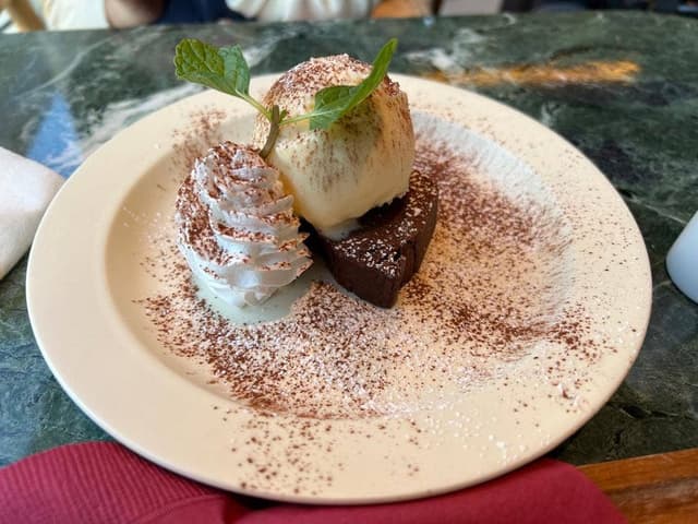 THE base ASAKAYAMA CAFE DINING - サブ画像1