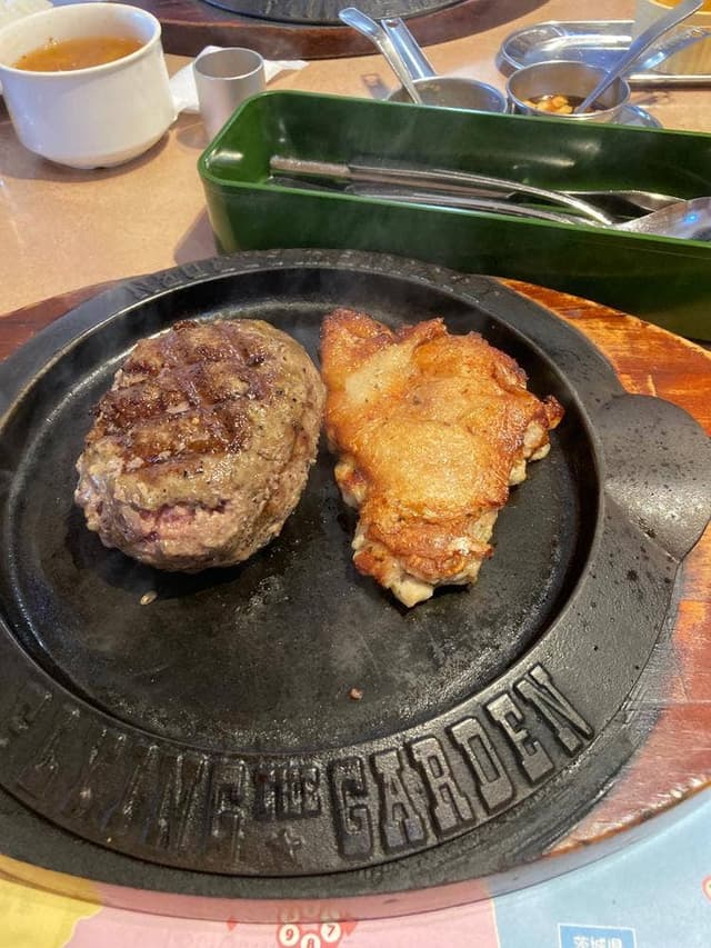 フライングガーデン 鹿沼店 - サブ画像1