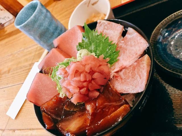 船元直送居酒屋 満船屋 - サブ画像1