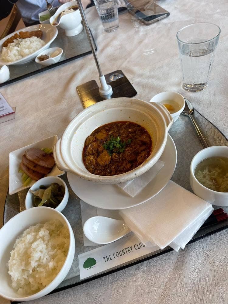 ザ・カントリークラブ レストラン
