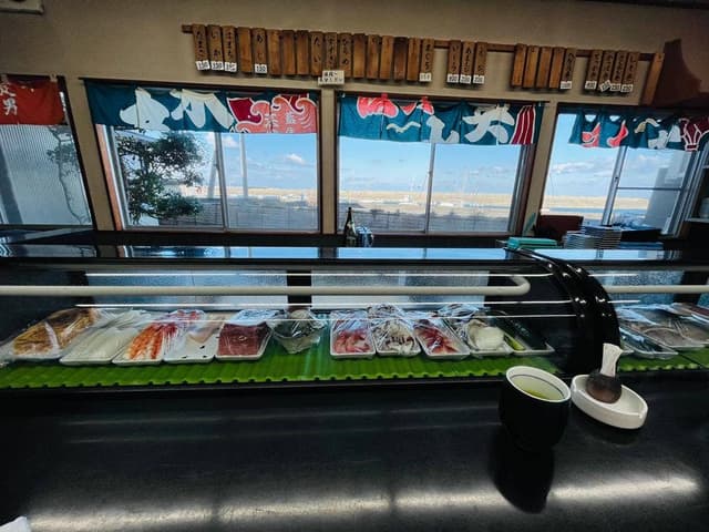 すし へんこつ屋 - サブ画像3