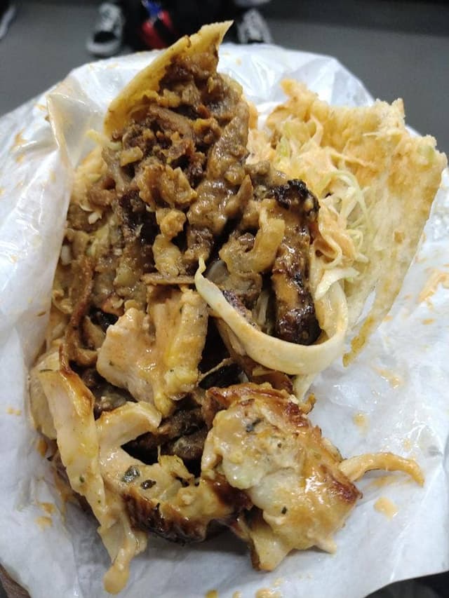 ローズ ジャンケン ケバブ 新松戸本店 - サブ画像3