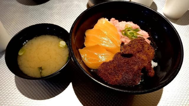 日本海さかな街 飲食店若狭亭 - サブ画像2