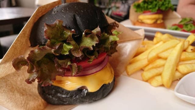 BURGER DINING GOTHAM DINER. - サブ画像3