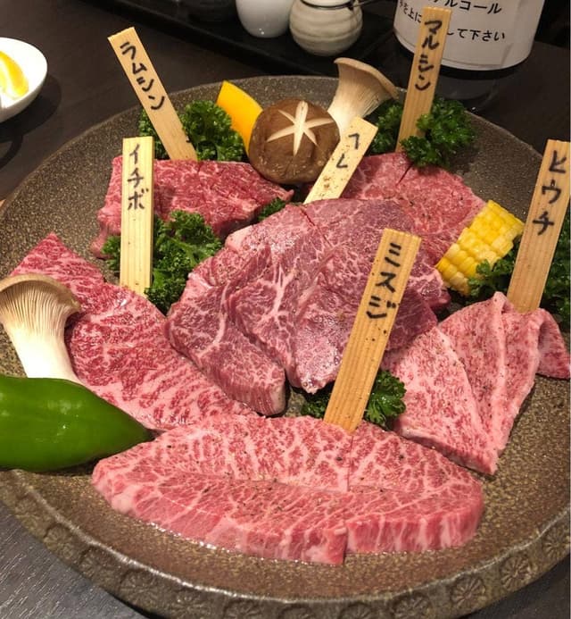 焼肉丸萬 - サブ画像3