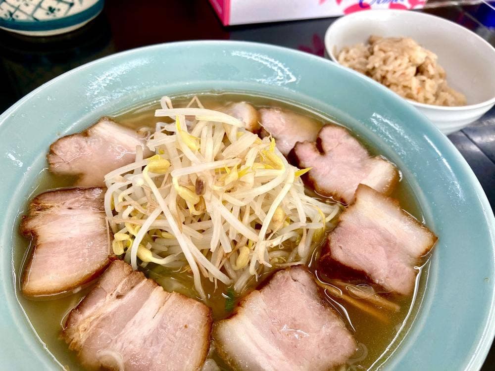 ラーメン もっと〜 彦名店