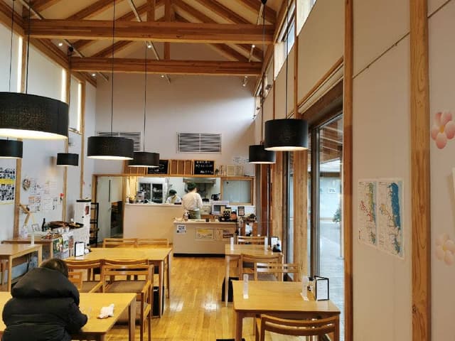 故郷喫茶 Cafeカミツレ - サブ画像1