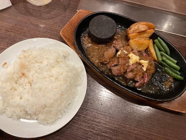 旨んまーいステーキ 大阪駅前第3ビル店 - サブ画像3