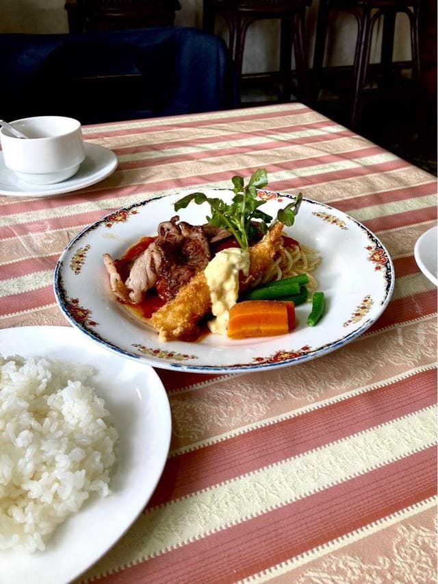 洋食屋 - サブ画像2