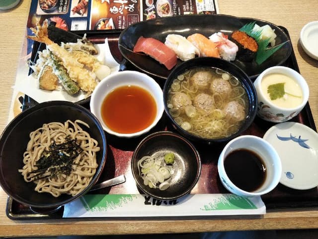 とんでん 大和店 - サブ画像1