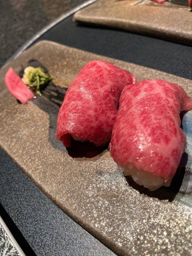 個室 和牛焼肉 吟 難波店 - サブ画像1