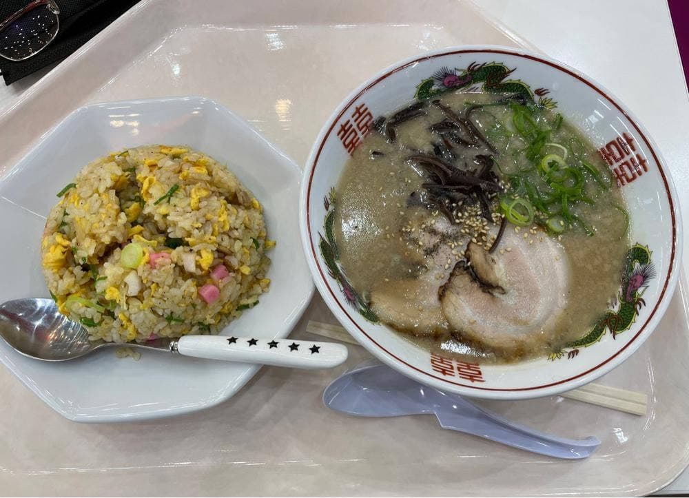 博多だるまJAPAN 福重店