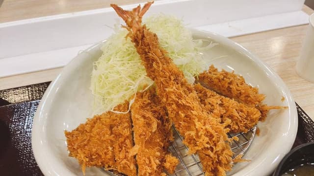 とんかつ新宿さぼてん 足柄SA下り線店 - サブ画像1